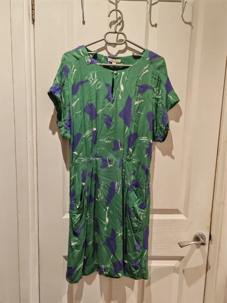 Beautiful white stuff summer dress size 10