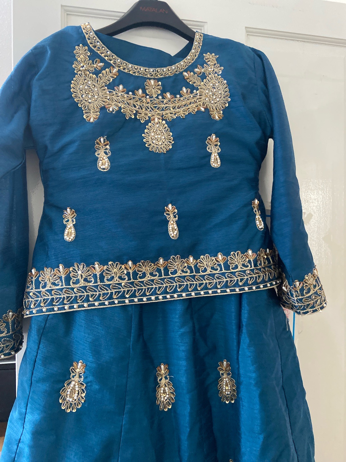 Size 38 Girls Lehnga set Ready to wear Top and Lehnga for ages 14 to 15 years