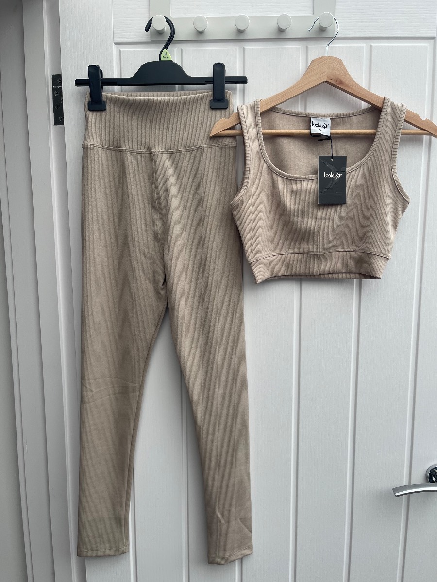 Zelal Ribbed Leggings & Top Set - Medium