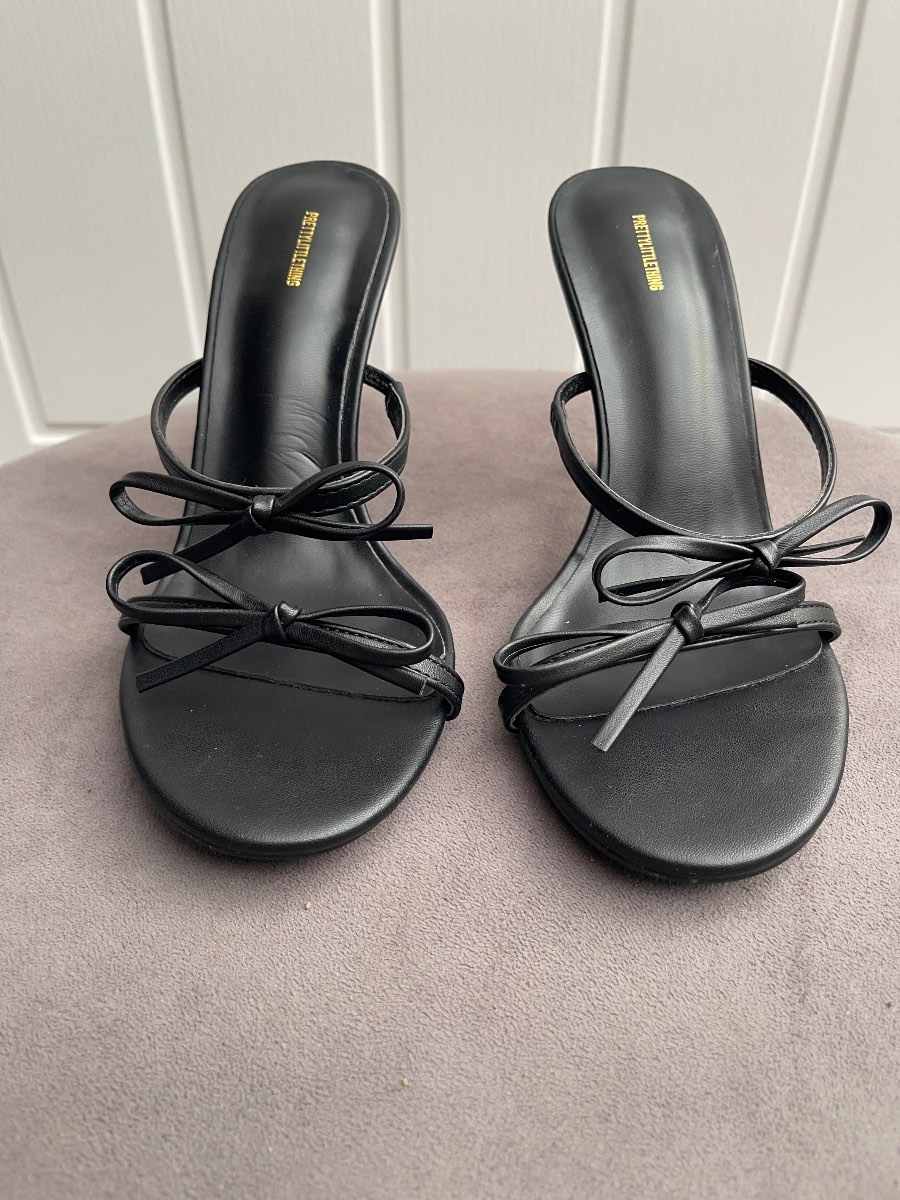 PrettyLittleThing Black Bow Strap Stiletto Heel Sandals-UK 6