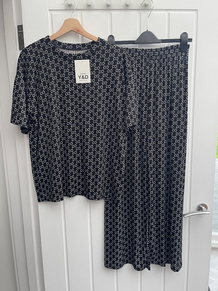 Fashion Chain Print Lounge Set - Black