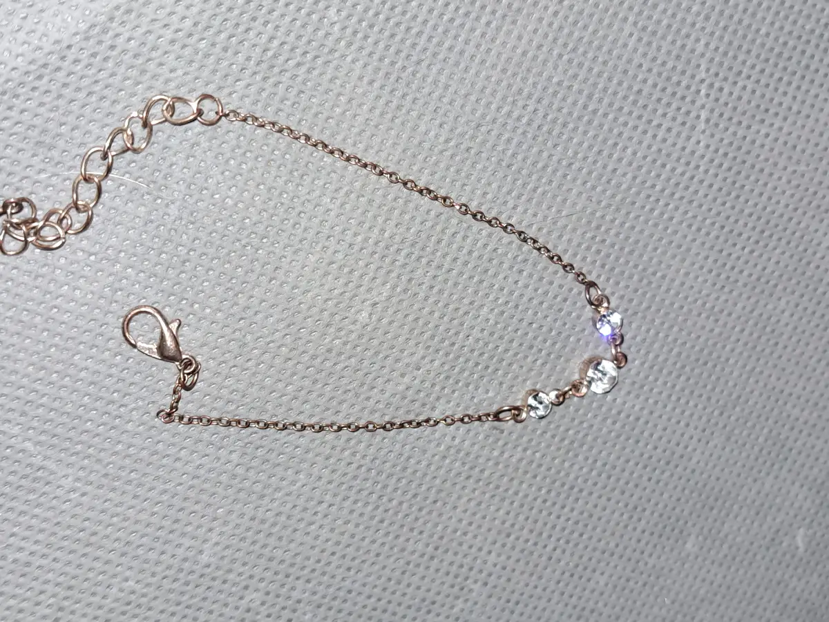 dainty gold tone bracelet
