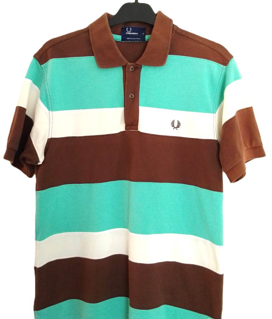 Men's Fred Perry Polo Shirt Stripped Size Small.