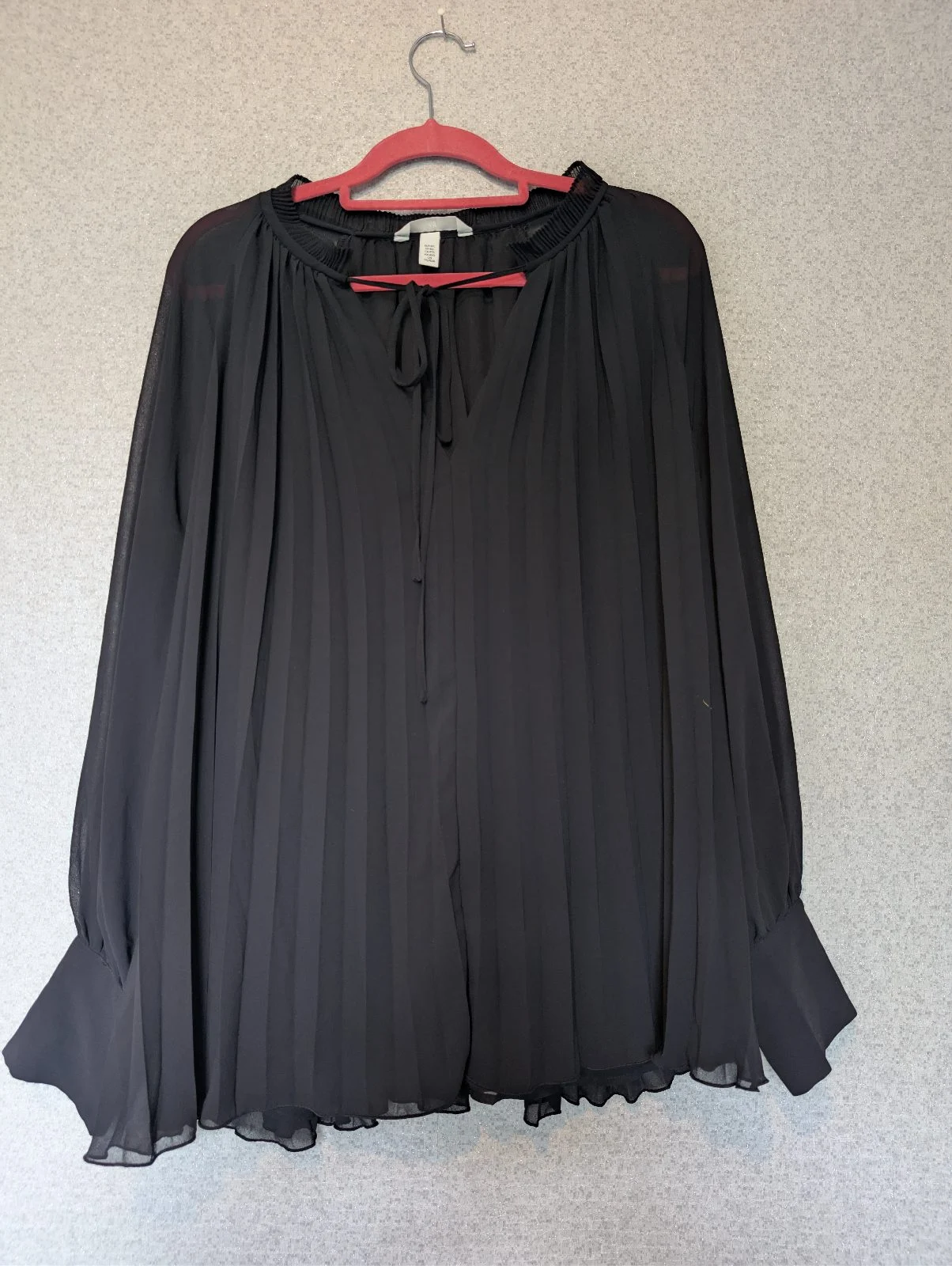 H&M chiffon blouse