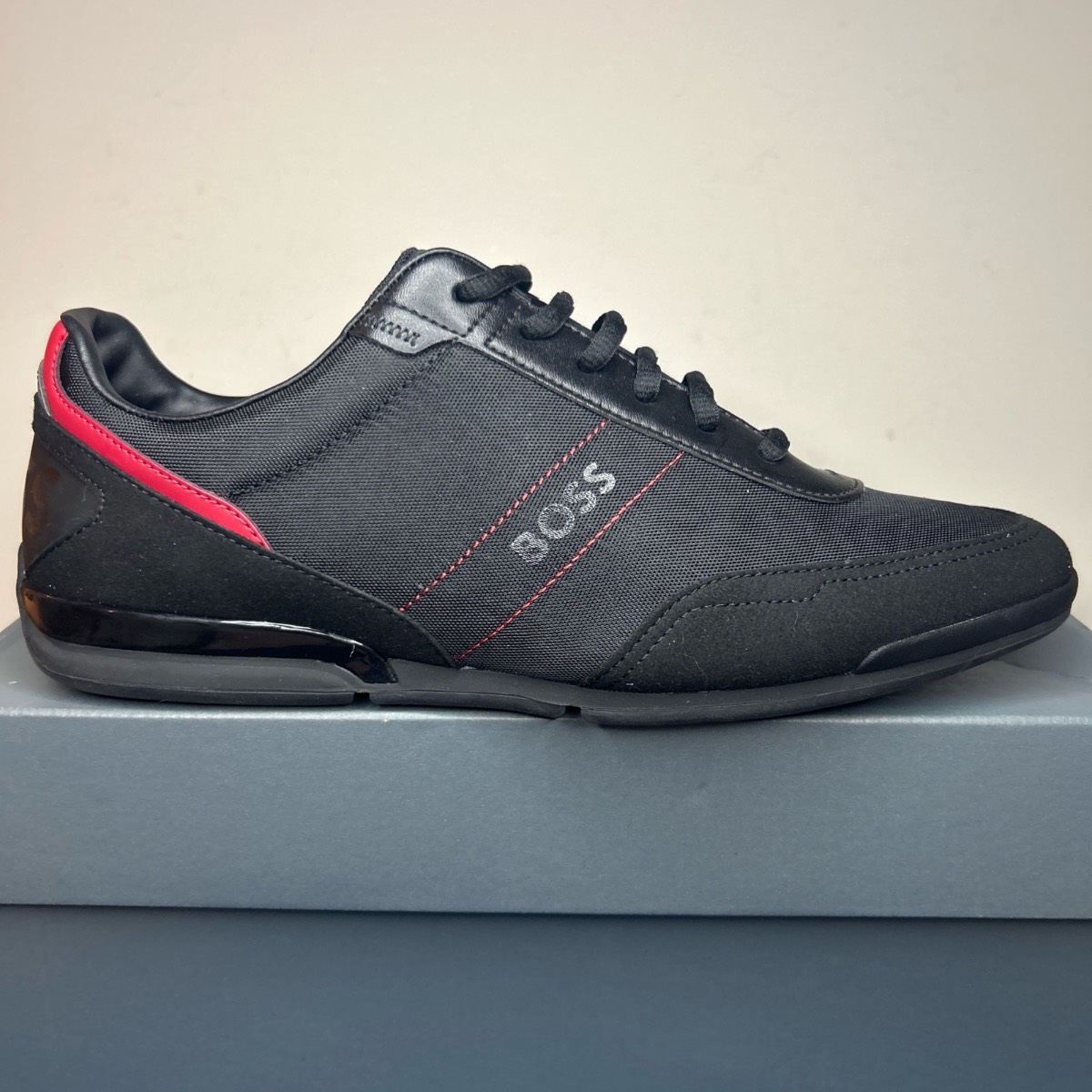 Mens BOSS Saturn Low Top Everyday Trainers with Technical Mesh Size 8 UK