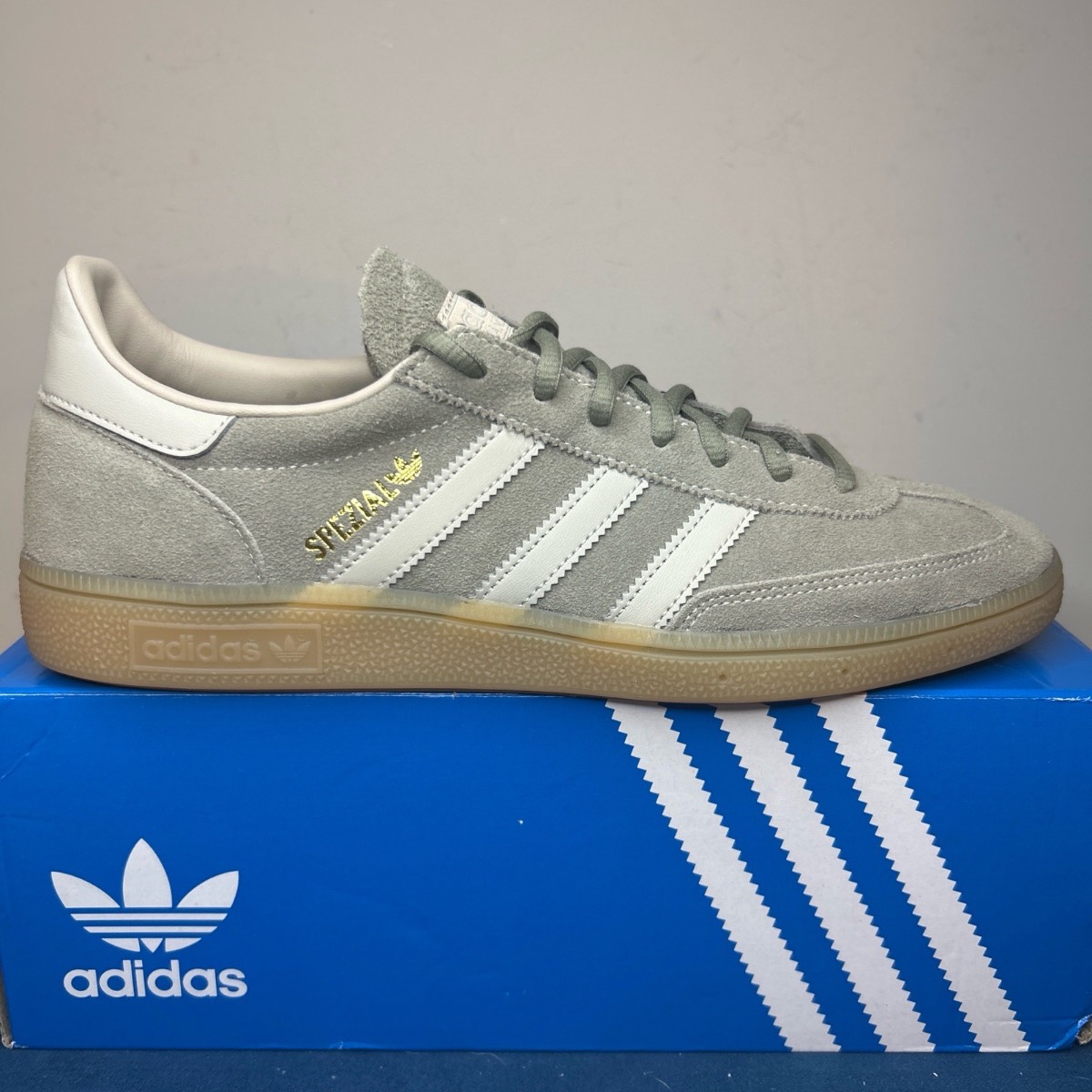 Mens Adidas Originals Handball Spezial Size 10.5 UK Olive Suede Gum Sole