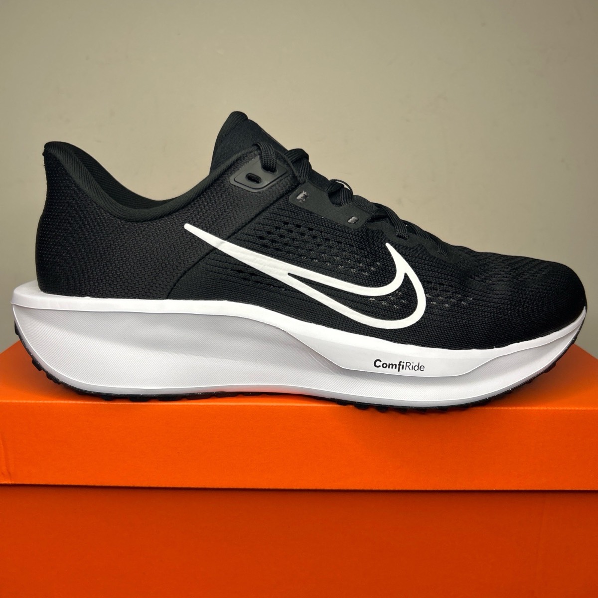 Nike Quest 6 Running, Gym, Hyrox Trainers  Size 8 UK Black White FD6033 01