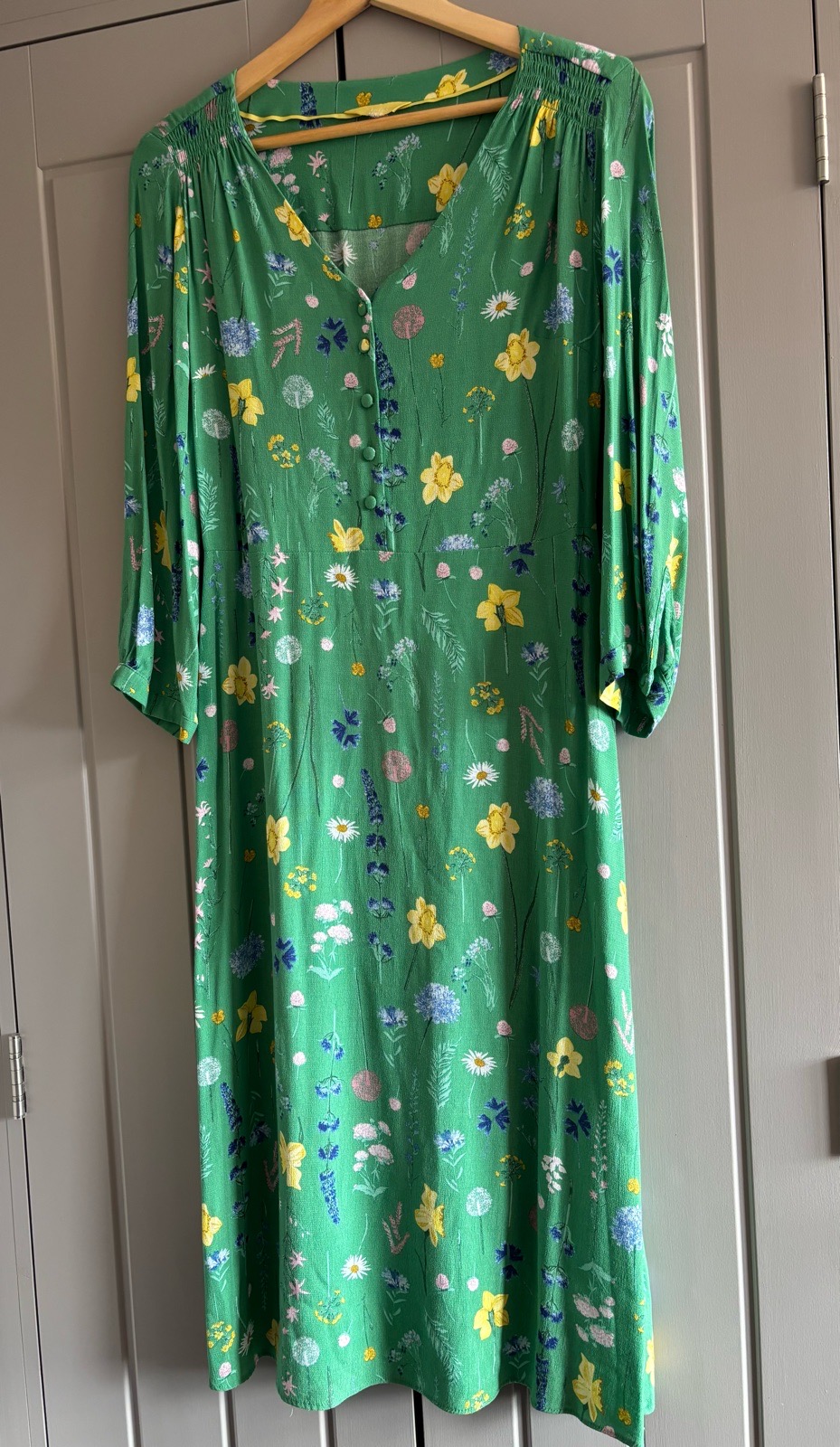 Joules Tea Dress Darcey Green Floral Size UK 10 V Neck Midi Length Button Detail
