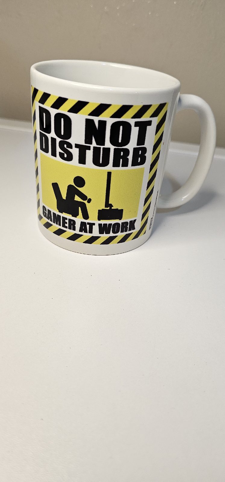 Gamer mug do not disturb