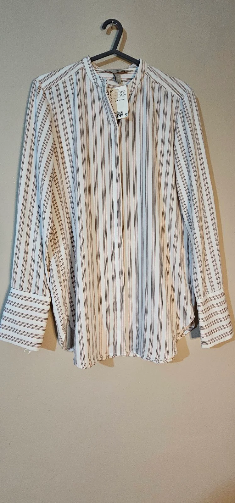 H&M white peach striped smooth blouse size 8