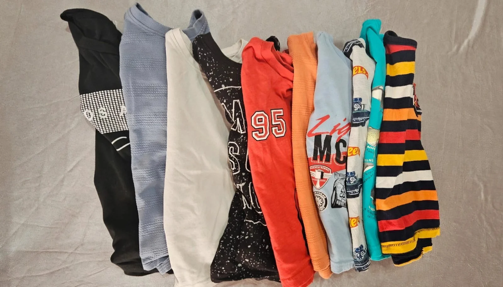 11 piece  Boys Tshirt and oj bundle 4 to 5 years