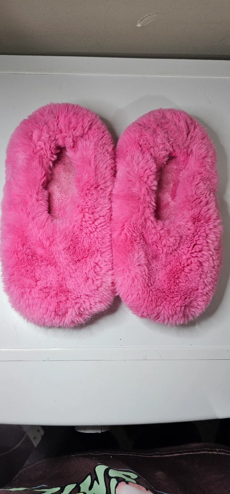 Pink fluffy slippers size 7-8 Primark