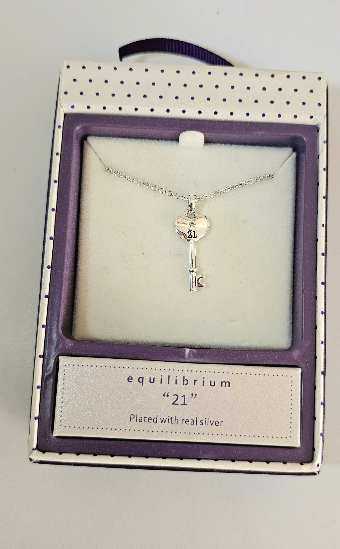 Silver plated 21 key necklace gift box Equilibrium