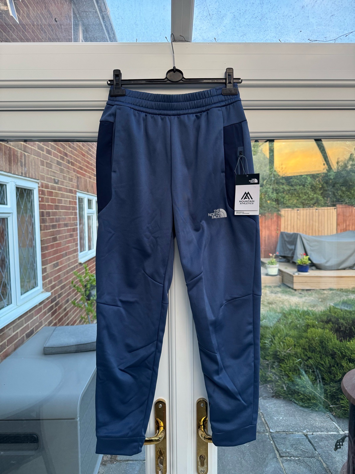 Men’s The North Face Fleece Joggers Flashdry Reflective Navy Small BNWT
