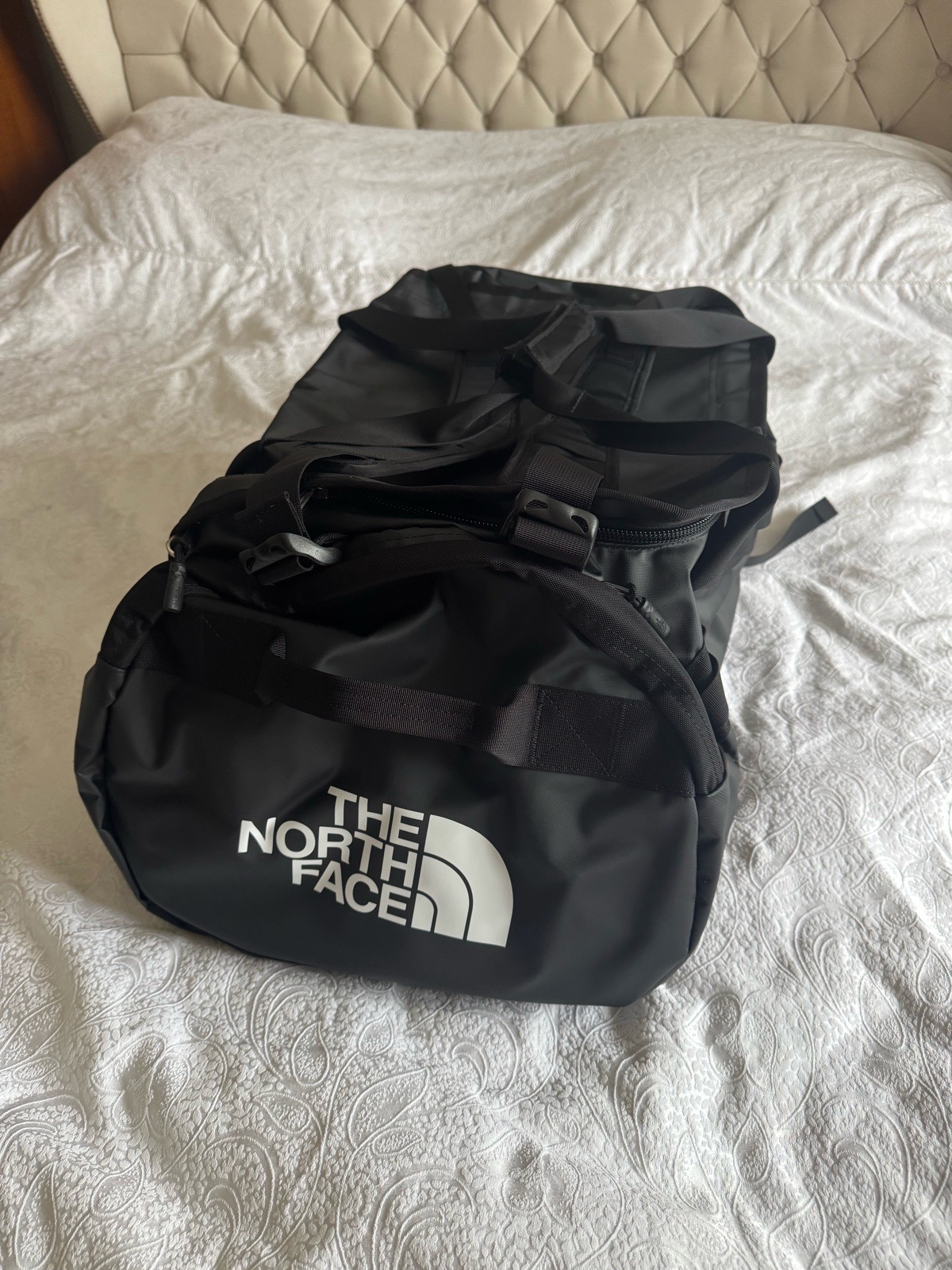 BNWT The North Face Base Camp Duffel Bag Large Black 95L