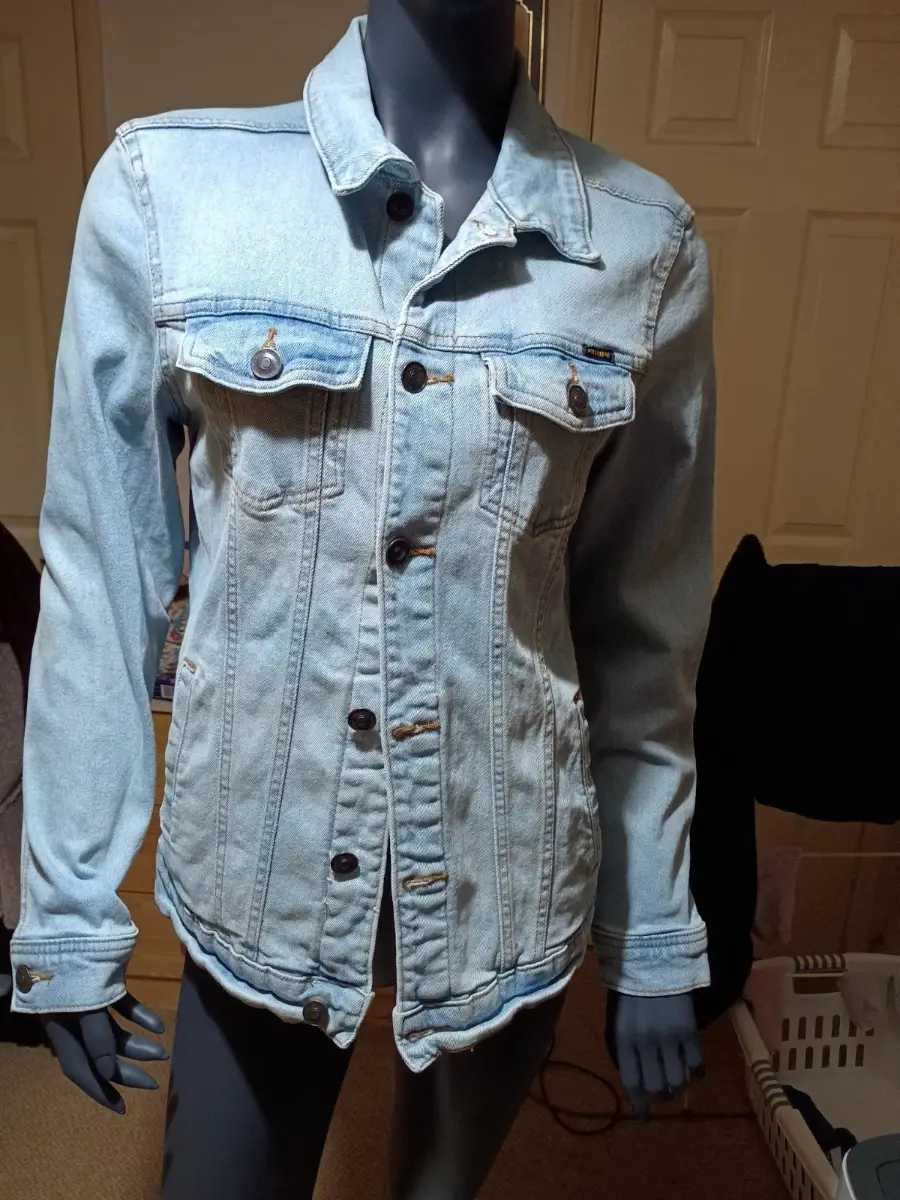 light blue denim jacket size 10 from pull and bear