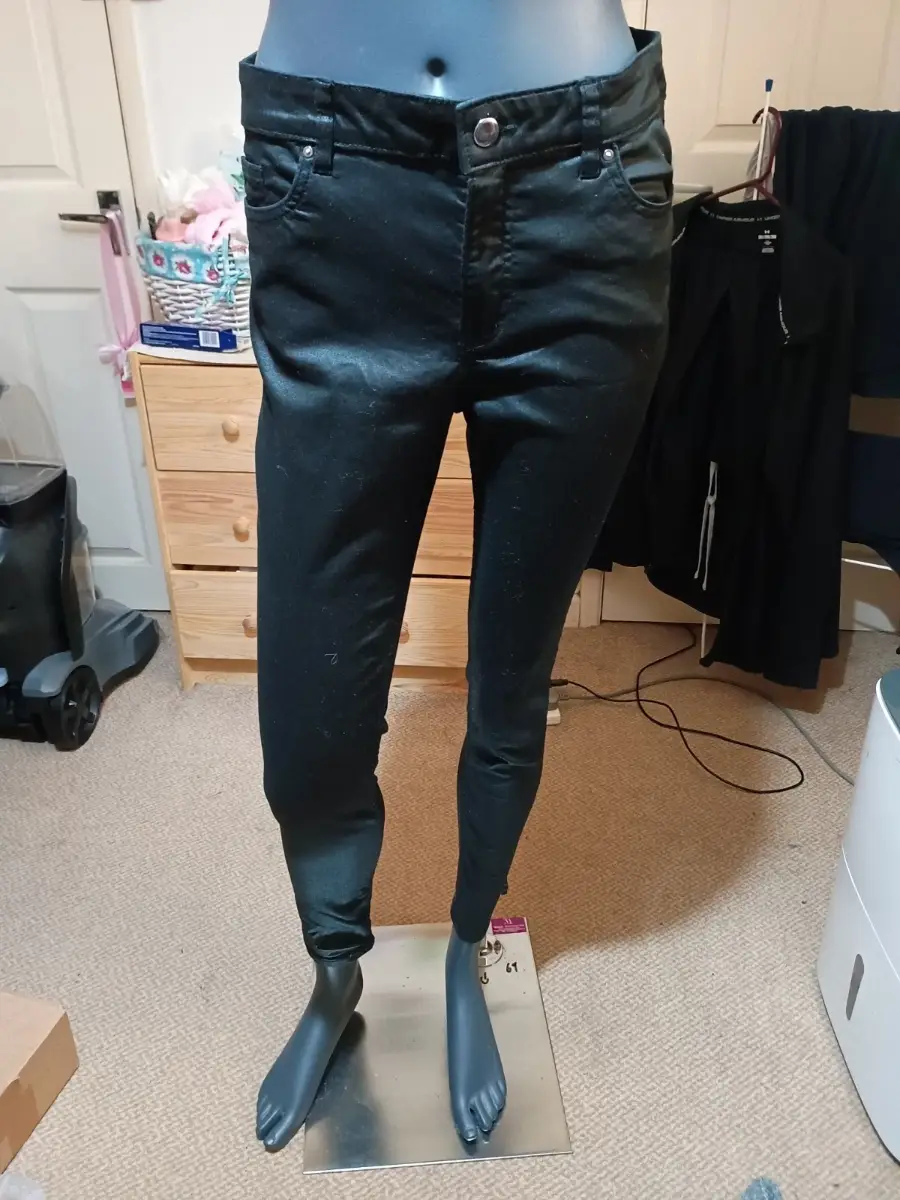 Black wet look shimmery jeans size 12