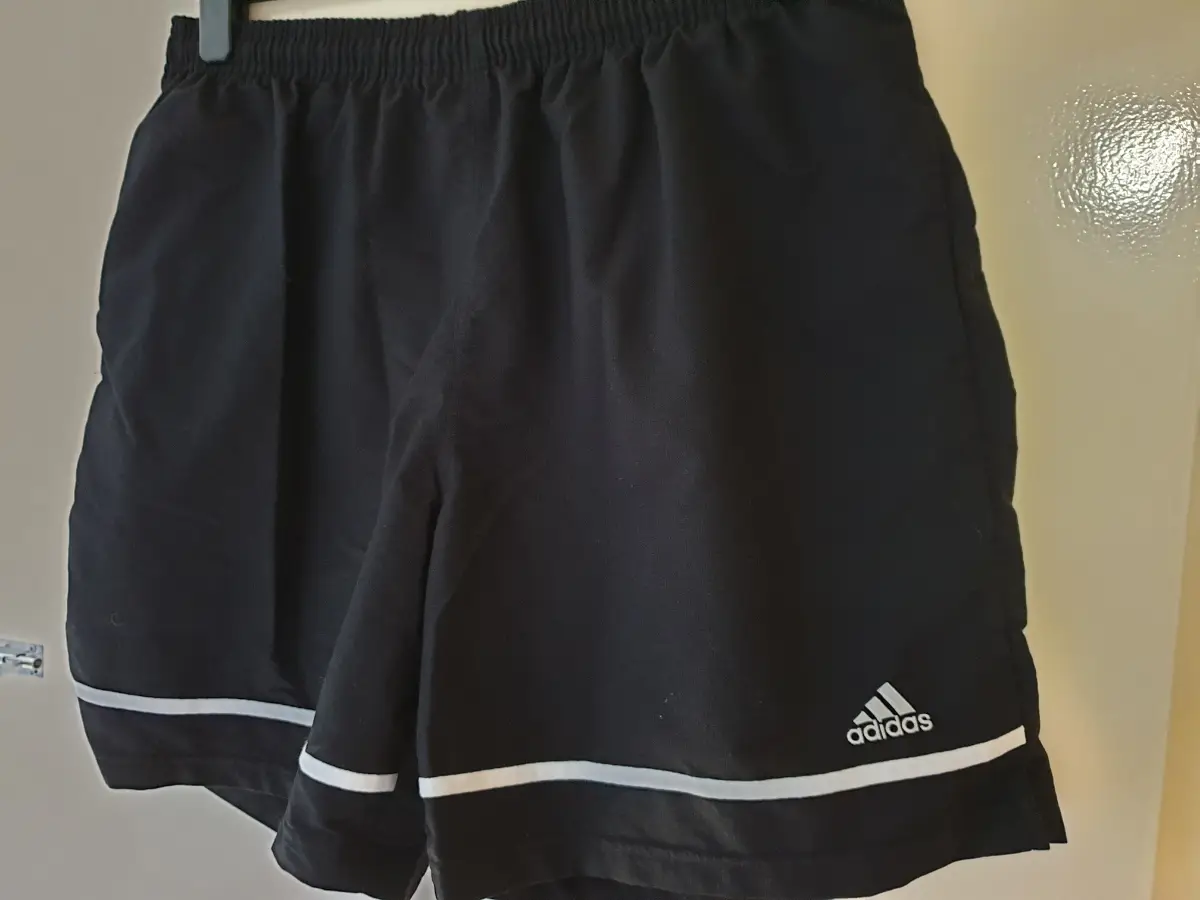 mens black adidas