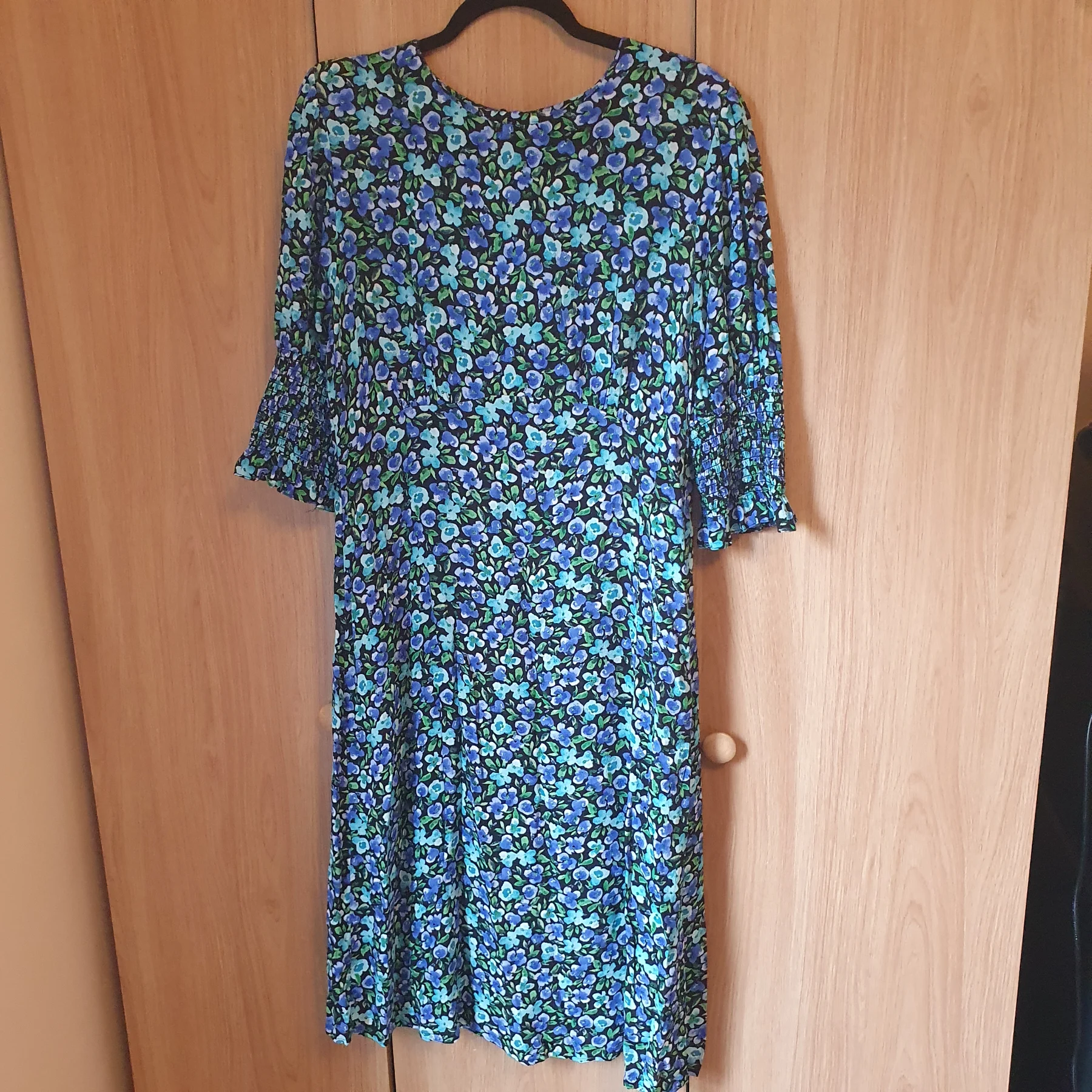 Nobody's Child Tea Dress Viscose Cottagecore Ditsy Floral Prairie Size 14 Blue