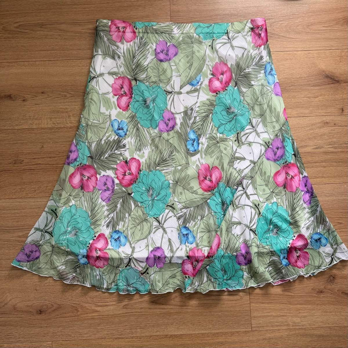 Vintage EWM Floaty Floral A-Line Midi Skirt Lettuce Hem Cottagecore Boho Whimsical Size 20