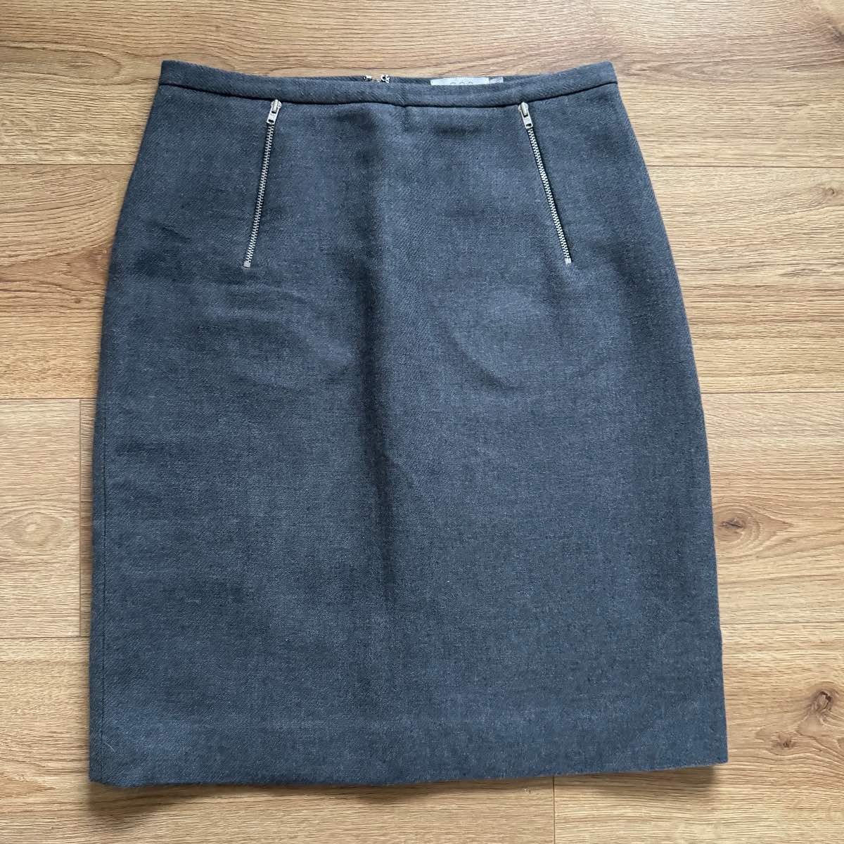 COS Minimalist Grey Cotton A-Line Skirt with Zip Details Size 10 Capsule Wardrobe Work Smart