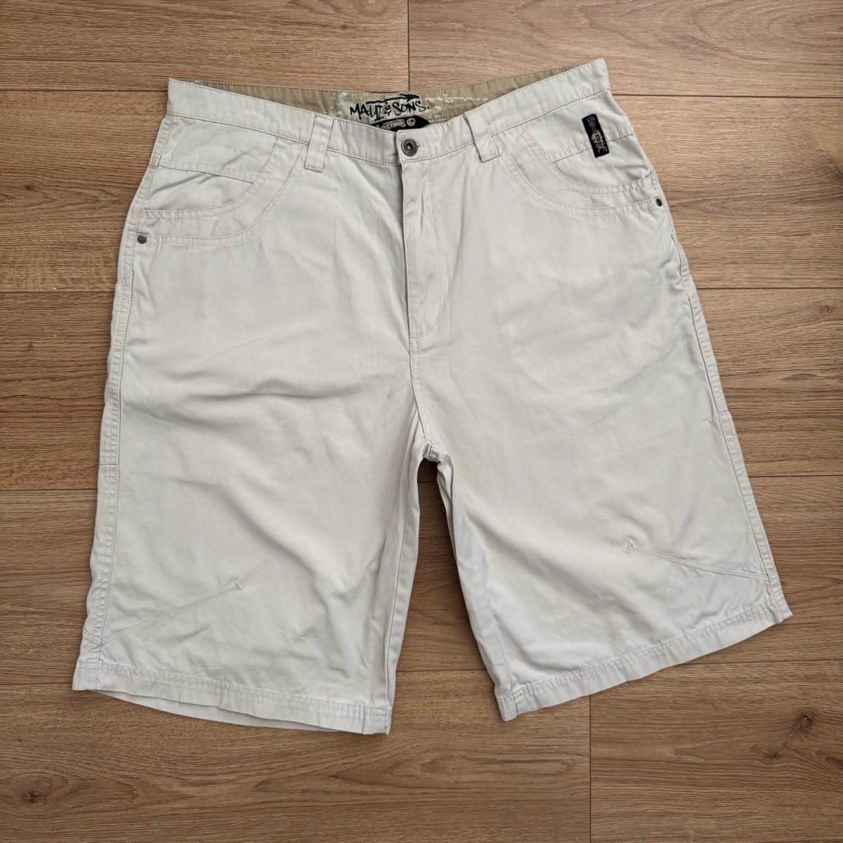 Maui & Sons Beige Cotton Skate Shorts / Y2K Baggy Cargo Shorts - Size L W34 Vintage