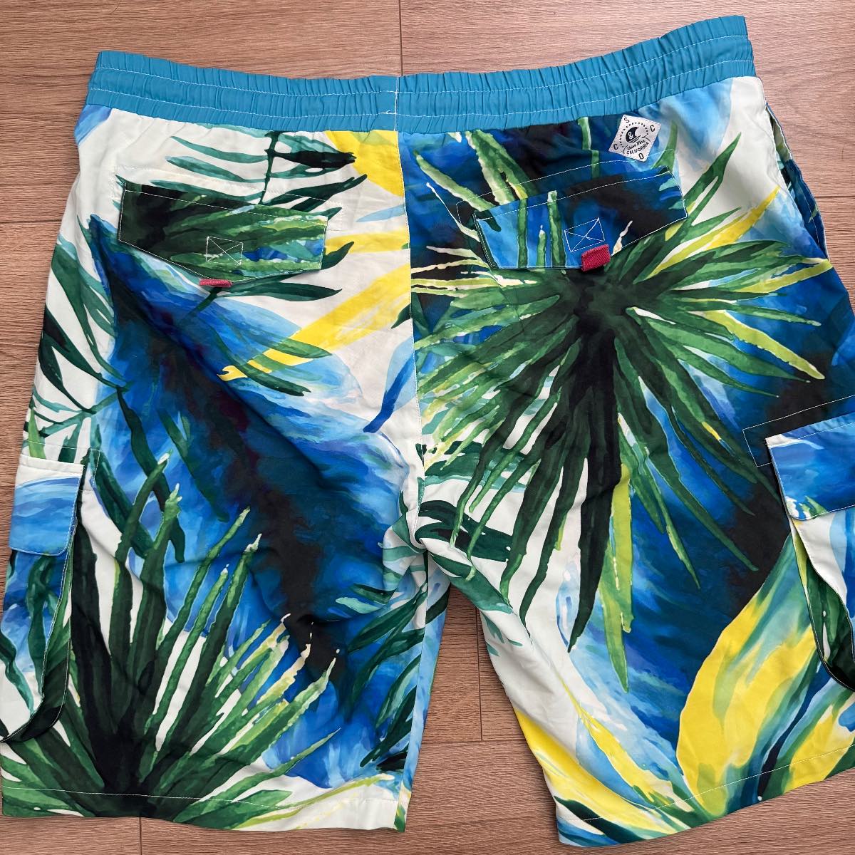 SoulCal & Co Tropical Print Cargo Swim Shorts Board Shorts Size L Surf Holiday Summer