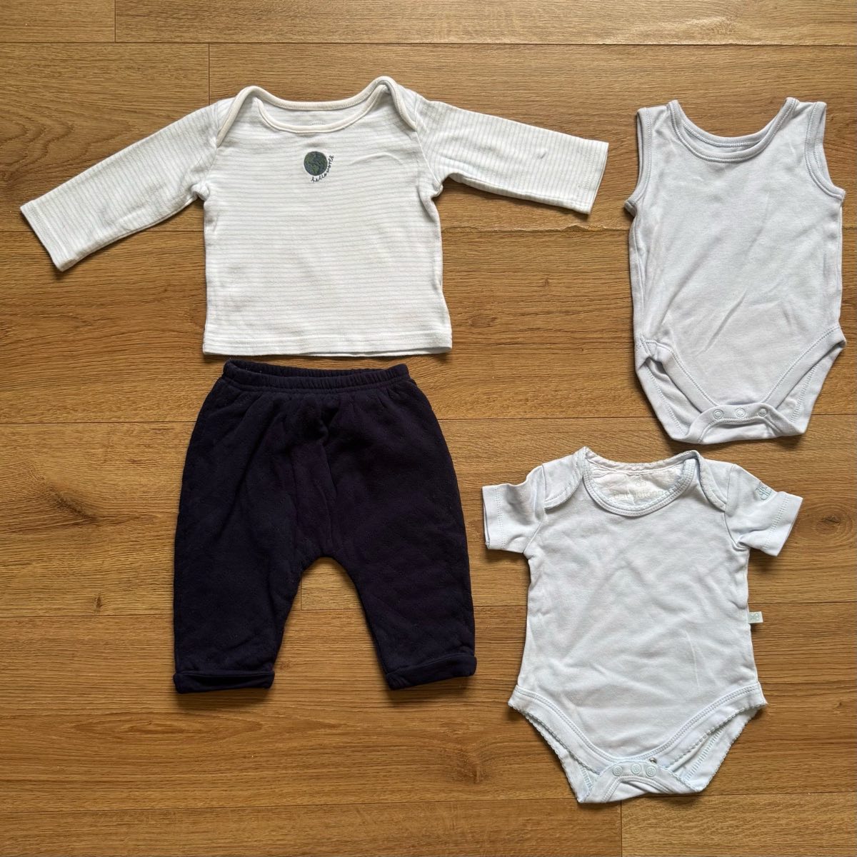 Mamas & Papas Baby clothes bundle Cotton Long Sleeve T-shirt Pants Babygrow  – Size 3-6 months