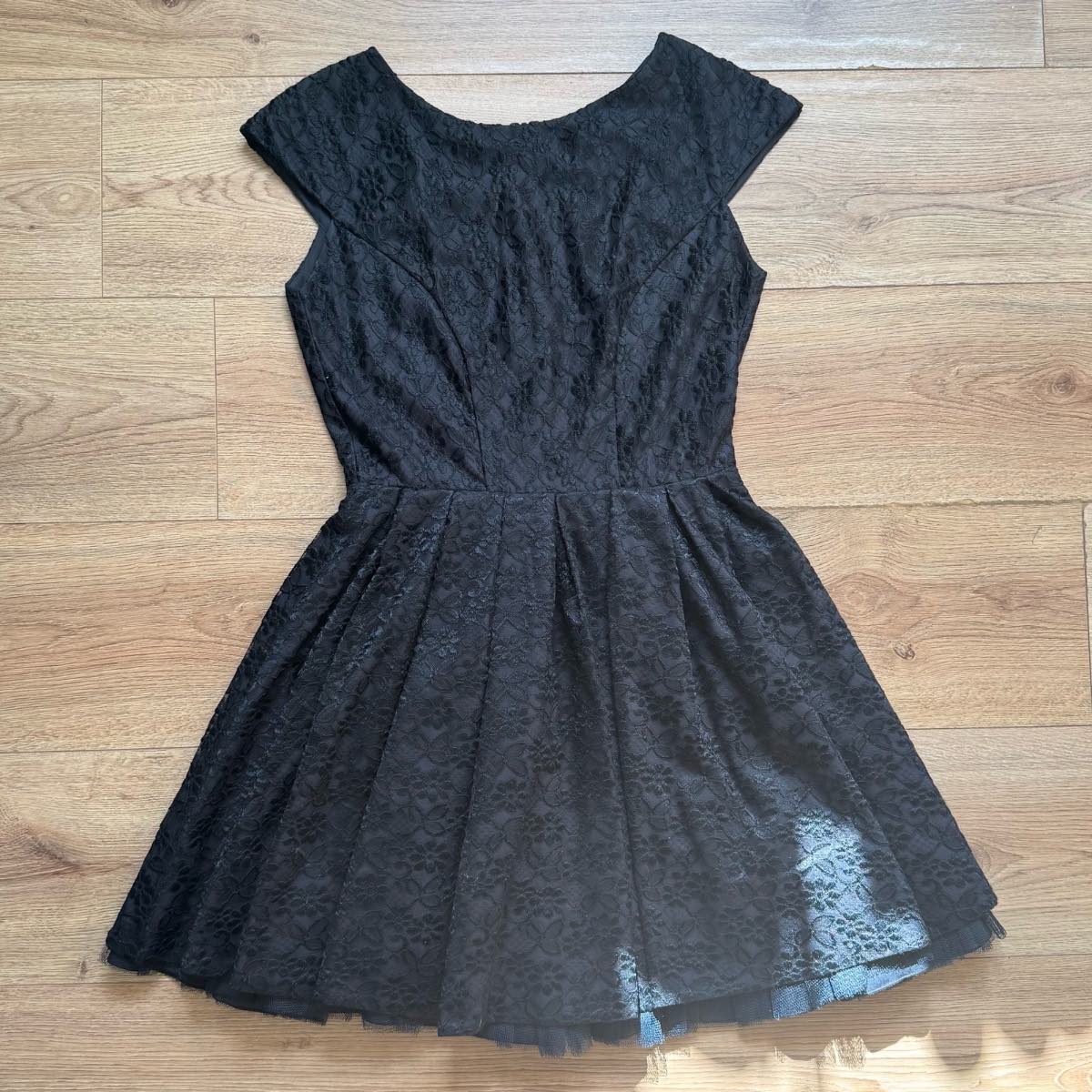 Retro Jones + Jones Black Floral Lace Fit and Flare Skater Dress Puff Skirt Cap Sleeves Size 8