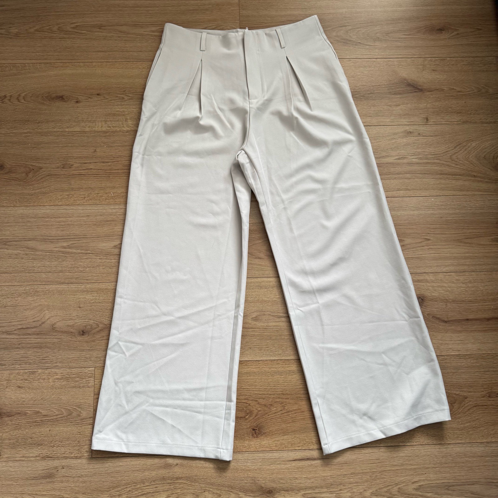 Cream Tailored Wide Leg Trousers - Size XL - Minimalist Clean Girl