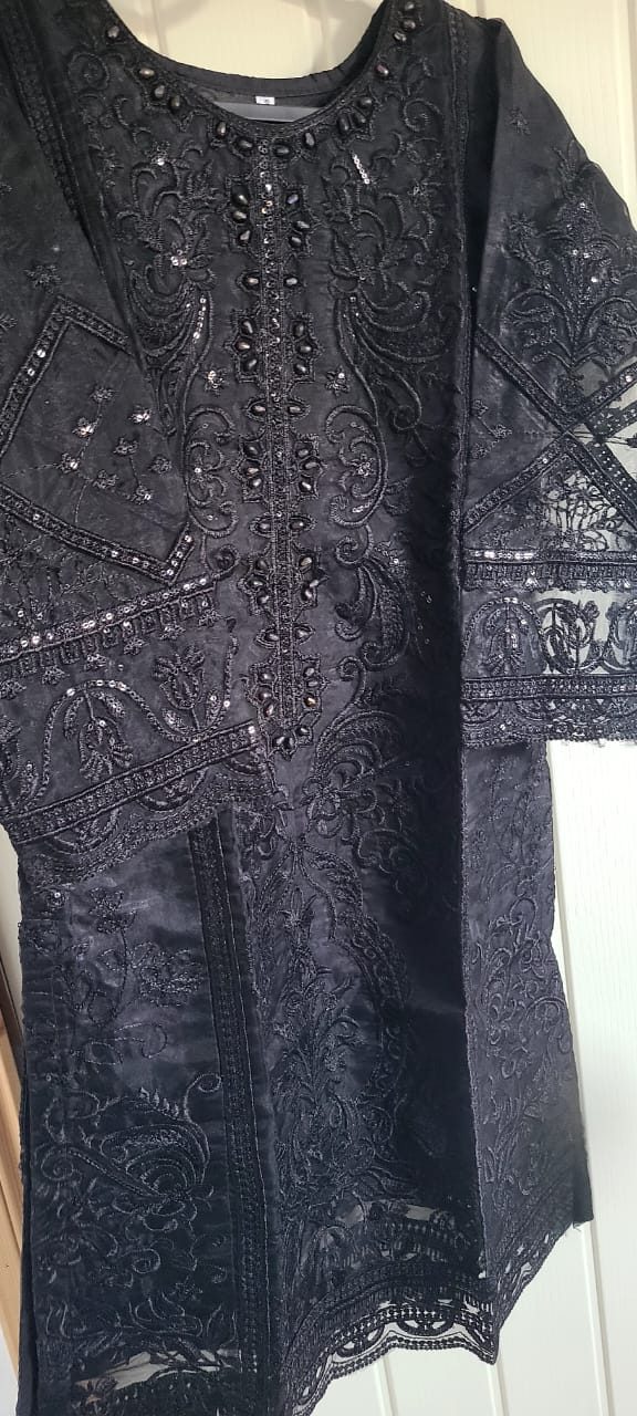 Classic Pakistani designer-style ready-to-wear formal dress.
