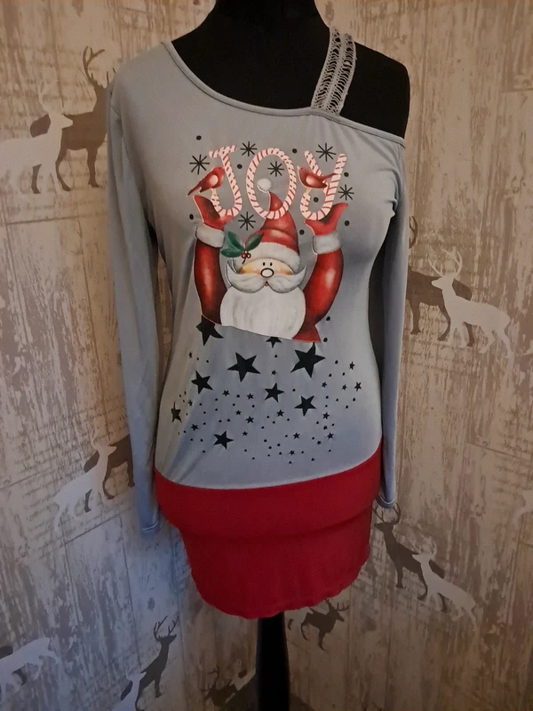 Christmas themed thin long sleeve top