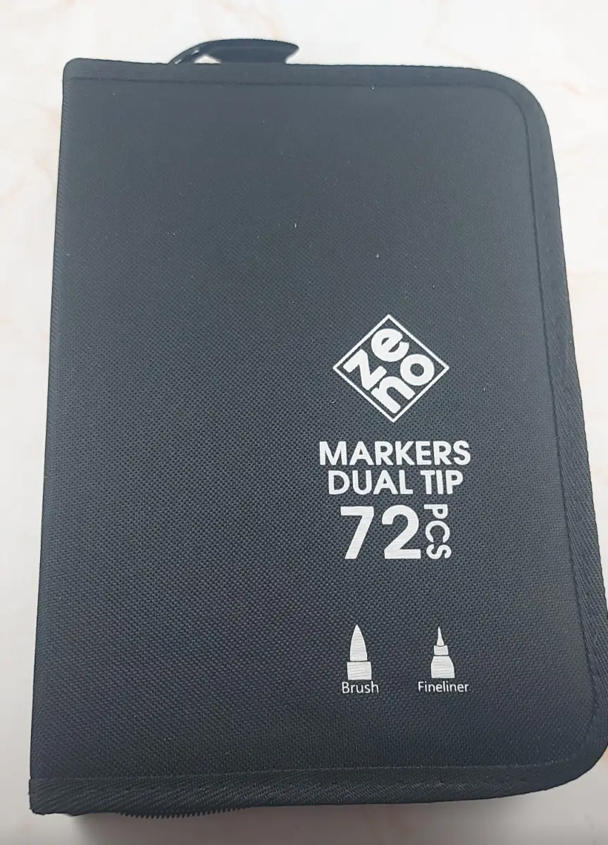 Brand new cased huge dual tip markers set