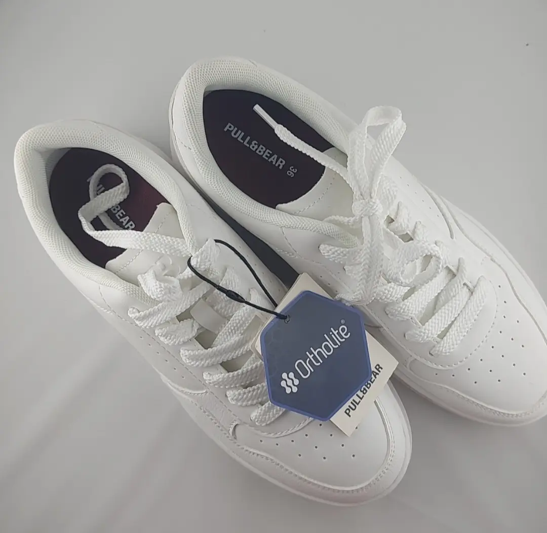 size 36 pull& bear trainers