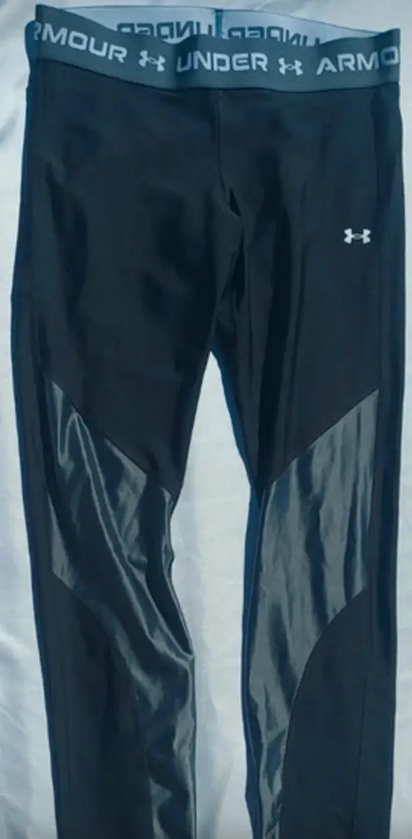 size large under armour leggings