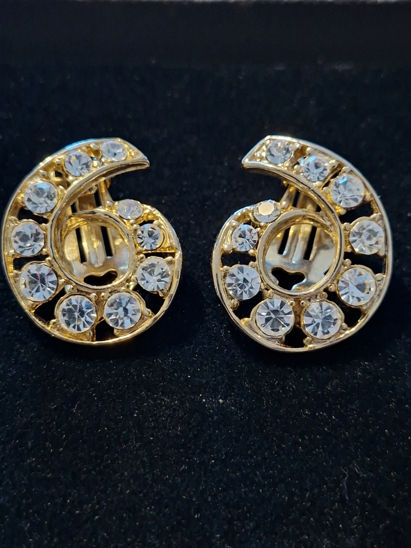 Gold-tone Coro Clip on Earrings