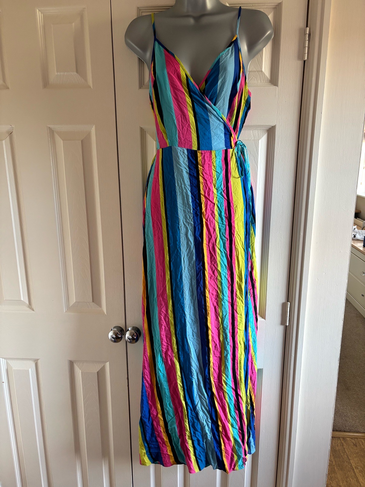 Wrap maxi, adjustable straps, lightweight viscose, size 14