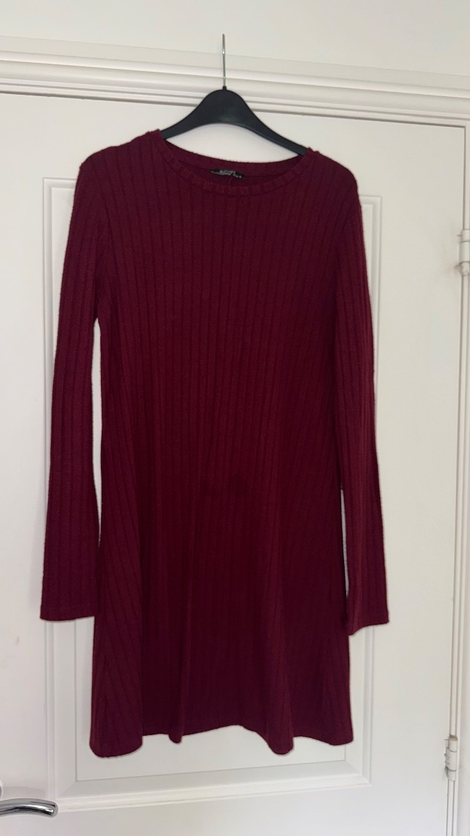 Alcott Ribbed Long Sleeve Short Dress – Wine/Burgundy – Size M