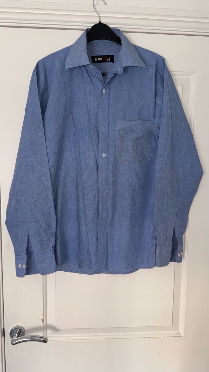 Black Pearl Men’s Blue Long Sleeve Shirt – Collar Size 15