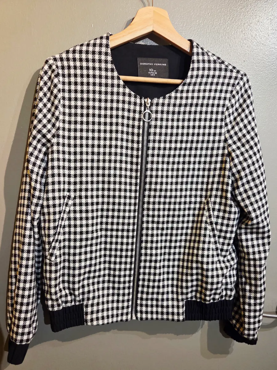 Dorothy Perkins White & Black Checked Zip Jacket