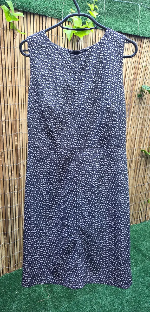 Massimo Dutti Monochrome Geometric Shift Dress – Black White – Size 10 – Smart Casual