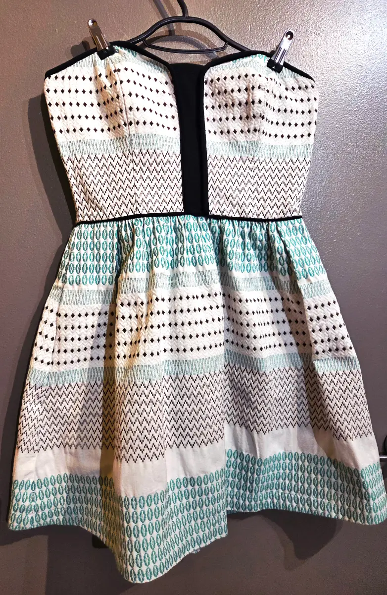 Ella Moss Strapless Mini Dress – Unique Design – Size 4/6