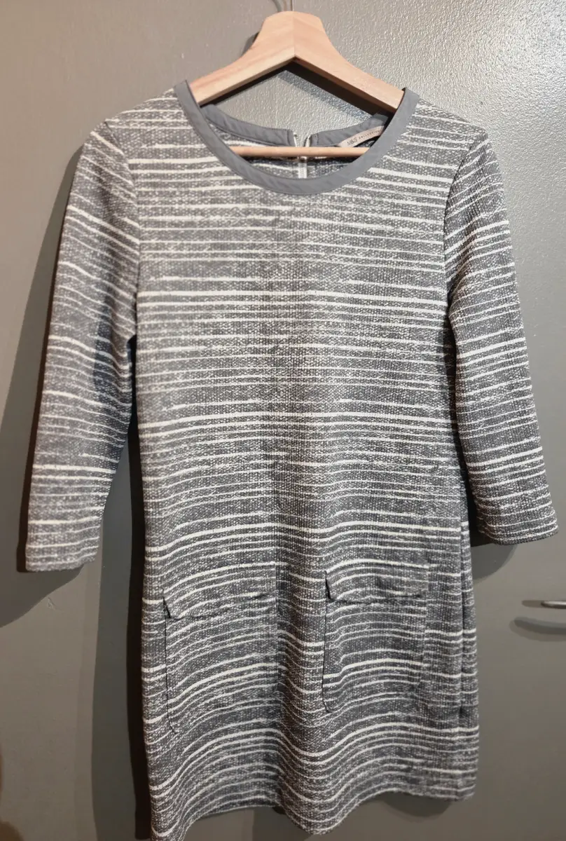 M&S White & Grey Tunic – Size 8 – Great Condition