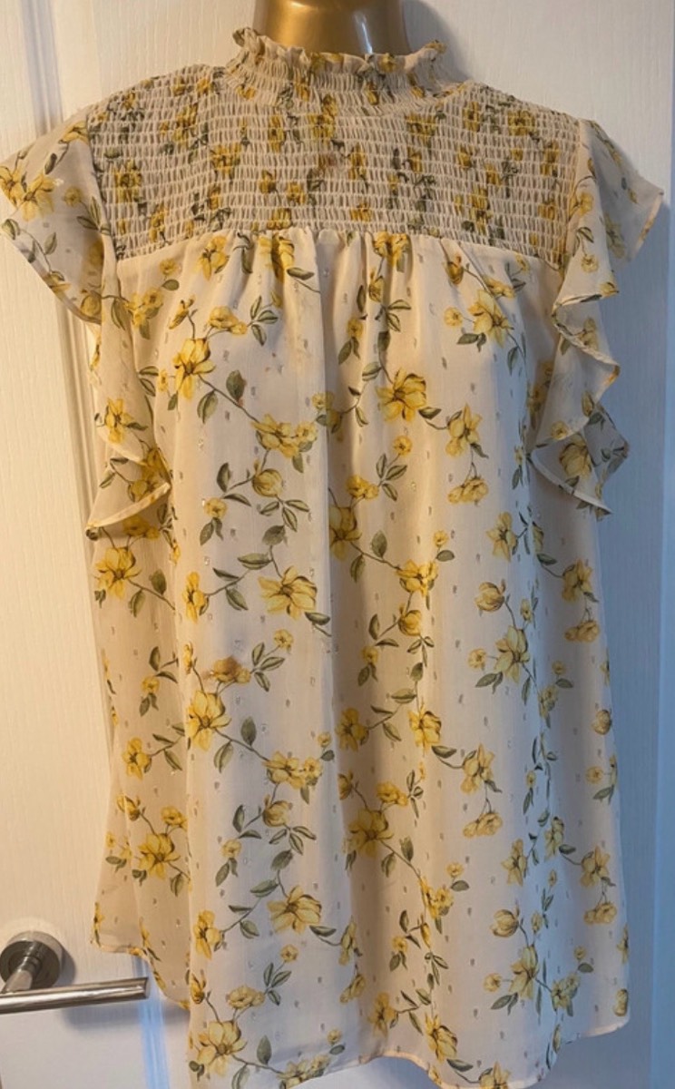 Cream lemon summer holiday light weight blouse U.K. 14