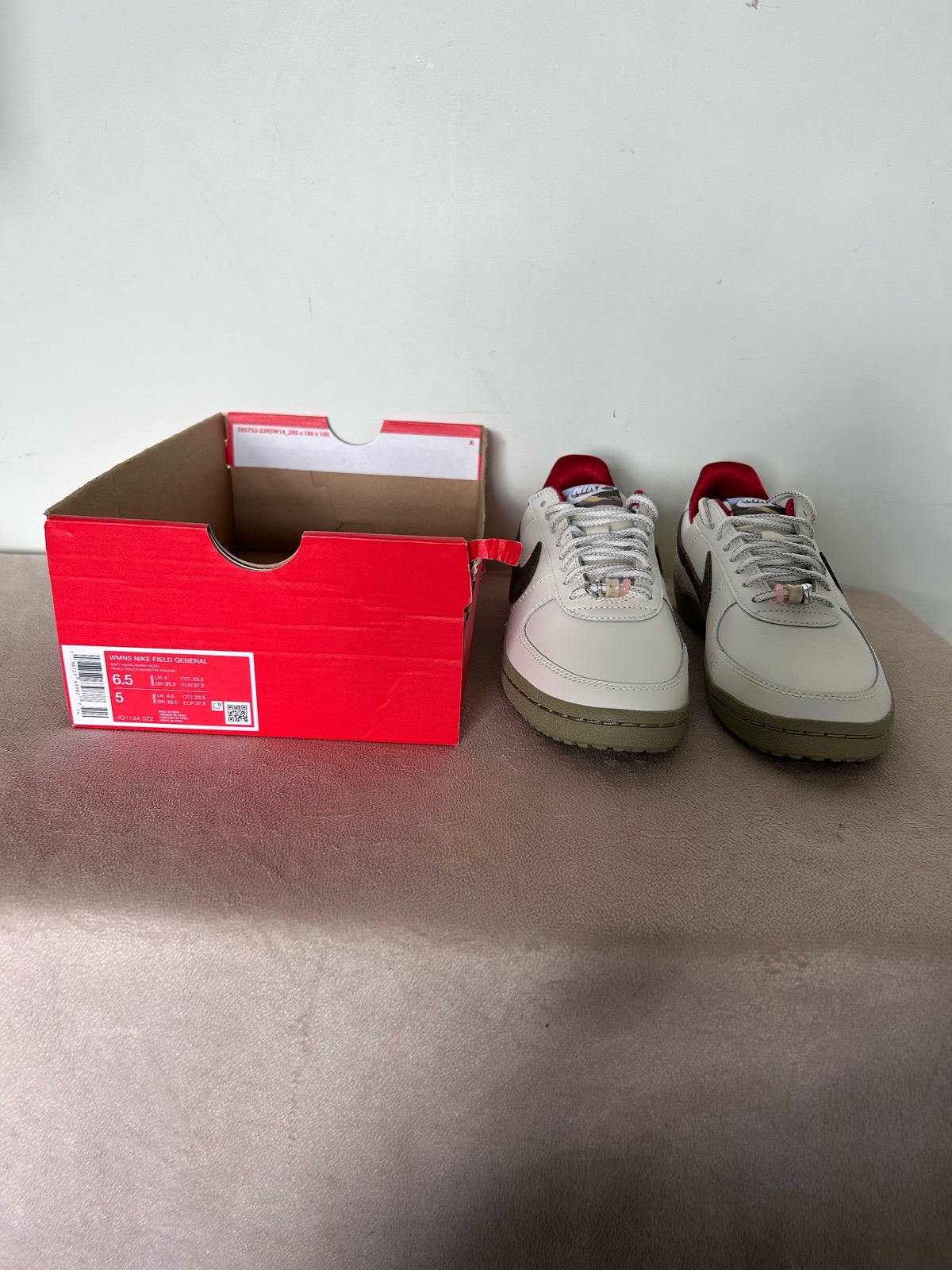 Nike Field General SE (Year of the Horse) Size 4 Uk RRP £110