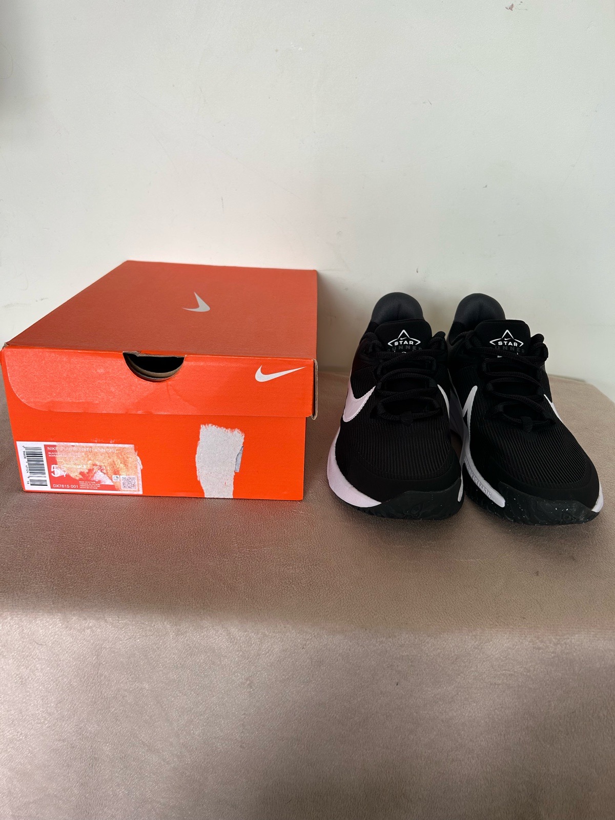Nike Star Runner 4 NN (GS) Size 5 Uk RRP £43