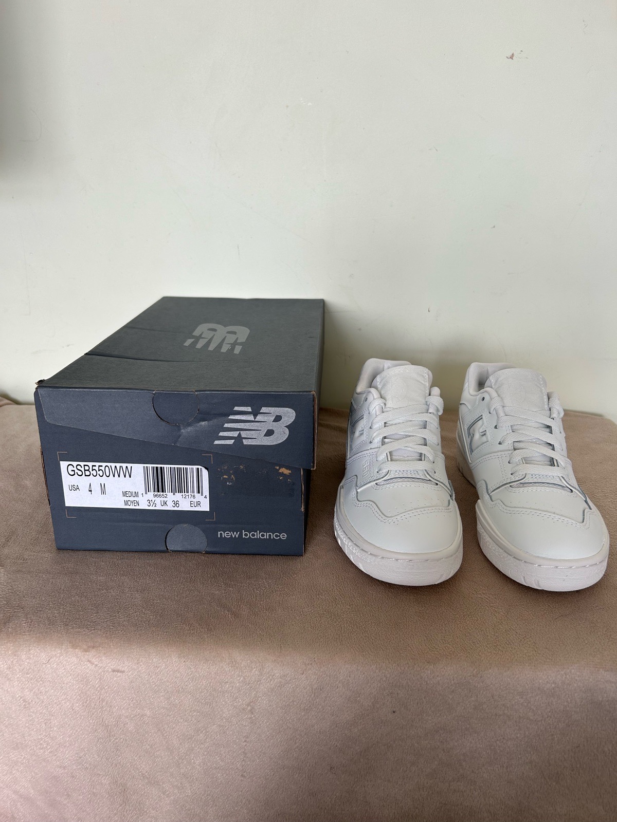New Balance Kids 550, Size 3.5 Uk, RRP £80