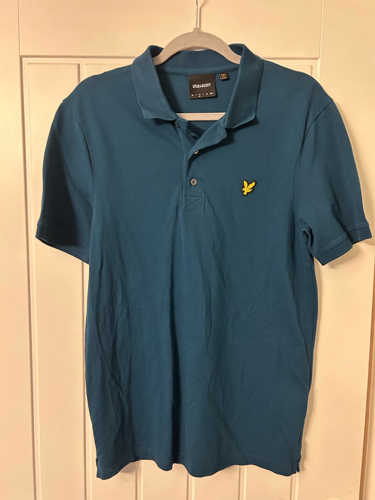 Lyle & Scott Short Sleeved Polo Shirt, Size Medium.