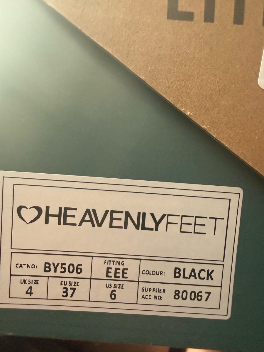 Heavenly feet women’s sandal uk size 4 EEE