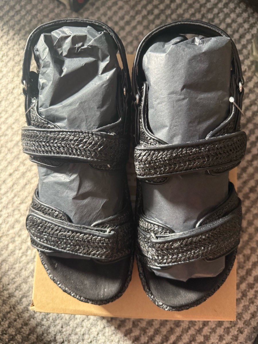 Simply be women’s sandals uk size 7 ex wide